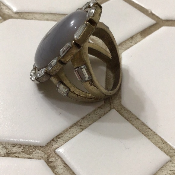 Ring - Picture 3 of 3